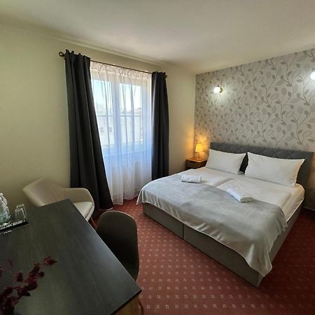 Hotel Brixen Havlickuv Brod Exterior photo