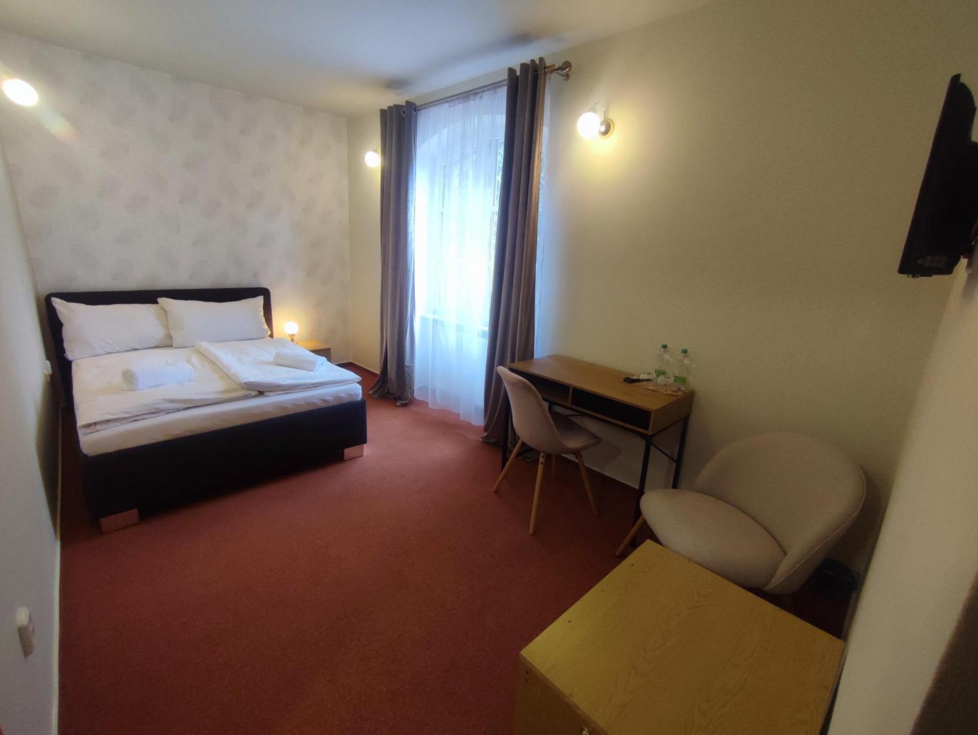 Hotel Brixen Havlickuv Brod Exterior photo